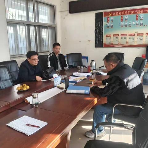 秦皇岛市建设工程质量服务中心看望慰问驻公厂村工作队