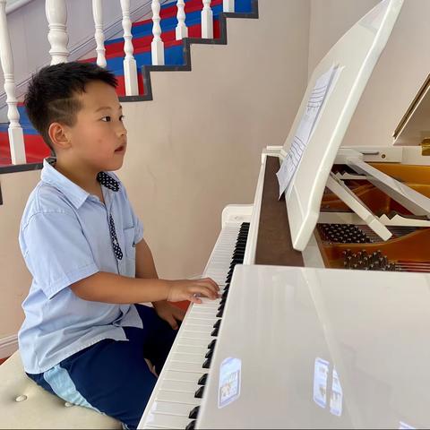 牛津奥司夫特幼儿园 李珈豪 钢琴🎹成长记