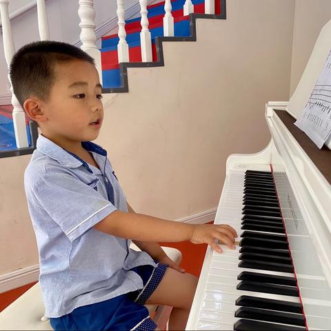 牛津奥司夫特幼儿园 何元亨 钢琴🎹成长记