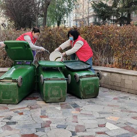 卫生大清洁  整治环境不松懈——太西街道府秀社区