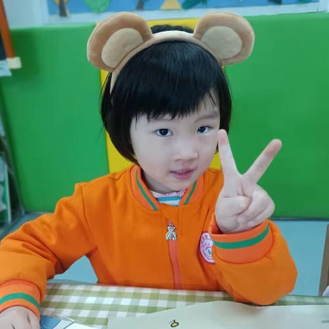 明泽幼儿园小一班胡昕玥2022-2023年度下学期个人成长记录