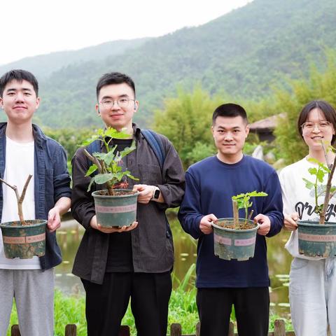 植此青绿 碳路未来