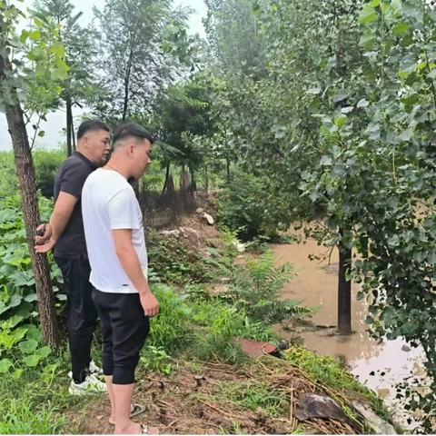 【三零创建】牢固汛期防溺水“城墙”