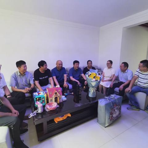 退休不褪色，薪火永相传！