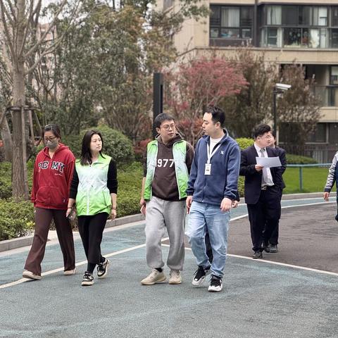 加强节前安全检查，切实筑牢安全防线——逸翠华庭居民区开展清明节前安全检查工作