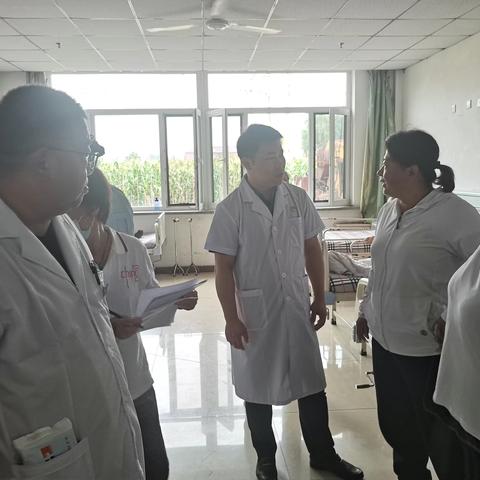 辽健集团沈煤红菱矿医院走访敬老院开展义诊活动