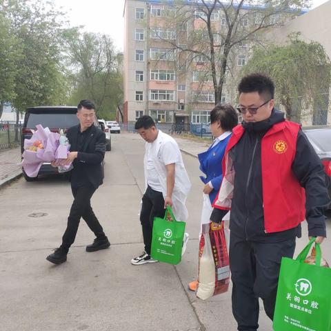 让胡路区乘风街道乘风三社区第六网格员许文楠