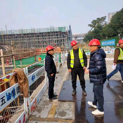 沙河街道办事处开展重污染橙色预警扬尘管控专项检查