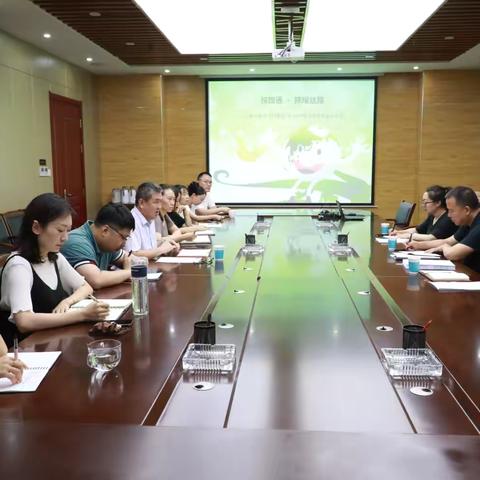 税路通·陕耀丝路 ——延安市税务局上门服务“走出去”企业之走进延长石油