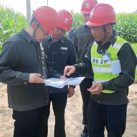 柴冰到配电网工程施工现场开展“四不两直”检查工作