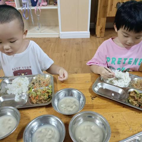 苗苗幼儿园2023年暑假托管班——美食分享(7月31日)
