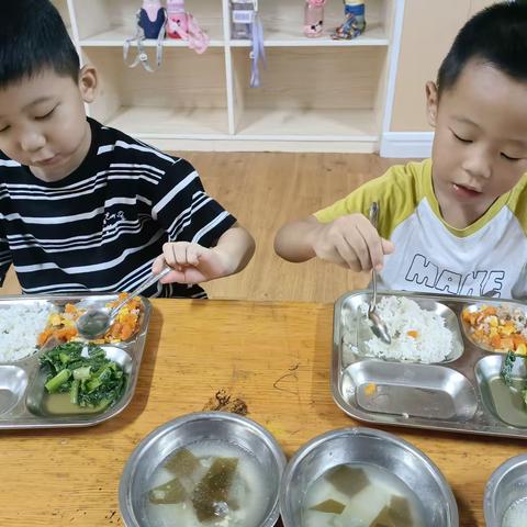 苗苗幼儿园2023年暑假托管班——美食分享(8月2日—8月3日)