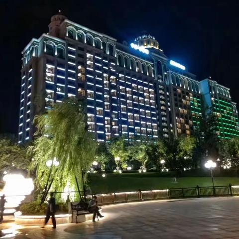 追梦，山海不为远；圆梦；相聚雪野畔