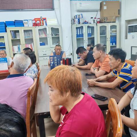 黎丰村党总支部开展党日主题茶话座谈会活动