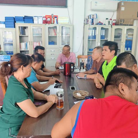 黎丰村党总支部召开防御台风”剑鱼”工作部署会