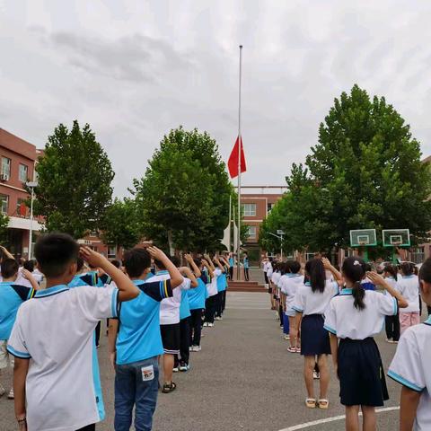 《奥运汲能立远志，追光奋进启新程》 ——元固小学升国旗活动纪实