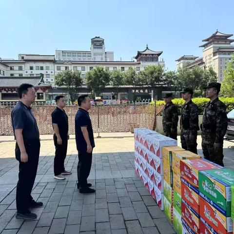 西安火车站地区管理委员会“八一”慰问驻地武警官兵