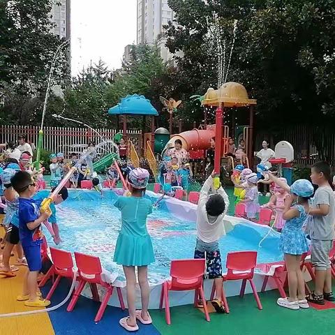 泡沫之夏☀️“暑”你开心😘”小森林、黄山花园幼儿园中升大班暑假班第四周