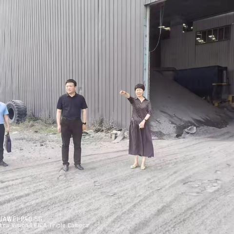 叶县县委常委、政法委书记亲临执行 现场，化解执行案件