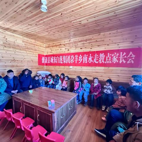 1. 走进校园, 看到孩子们欢声笑语, 心中满是温暖与感动 2. 你的每一个成长瞬间, 都是我最珍贵的回忆, 愿你快乐成长