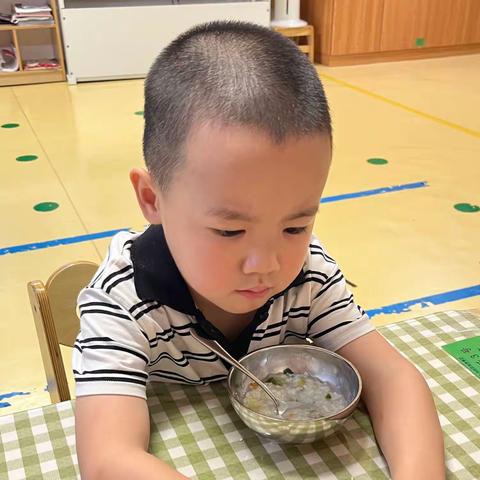 天美幼儿园大二班2023年汪子钦个人成长记录