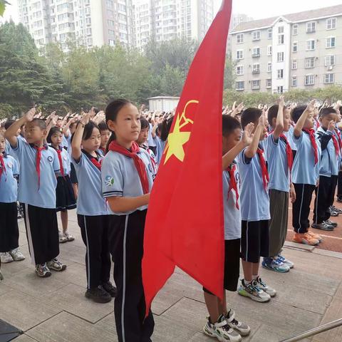 小荷才露尖尖角----9.11---9.15四年级五班班级动态