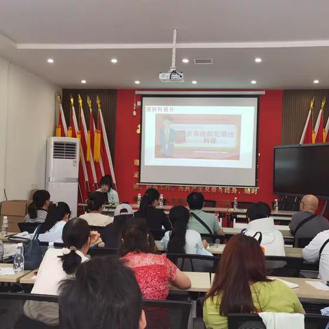 【一社区一特色】御笔华府社区开展雁塔区残联普法与专委工作推进会议