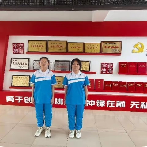 汤原县中小学校服着装规范指引（试行版） ‍