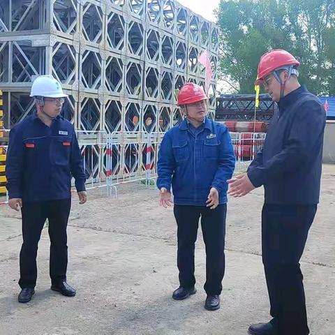 公司领导张建宁到机具设备分公司基地调研指导工作
