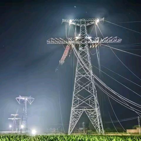 四个连夜鏖战成功跨越银兰高铁