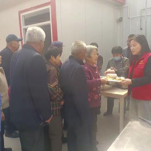 情暖夕阳，孝善暖人心 ——社区服务活动