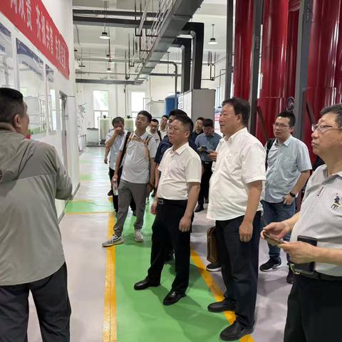 中国技术市场协会企业科技工作委员会到我区调研科技创新工作