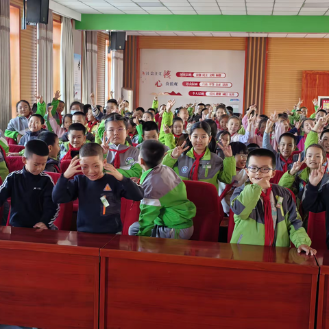 让生命有光，生活有暖，人生有向