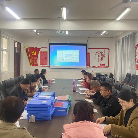 经验共分享，交流促成长 ——吴城一中学校班主任经验交流会