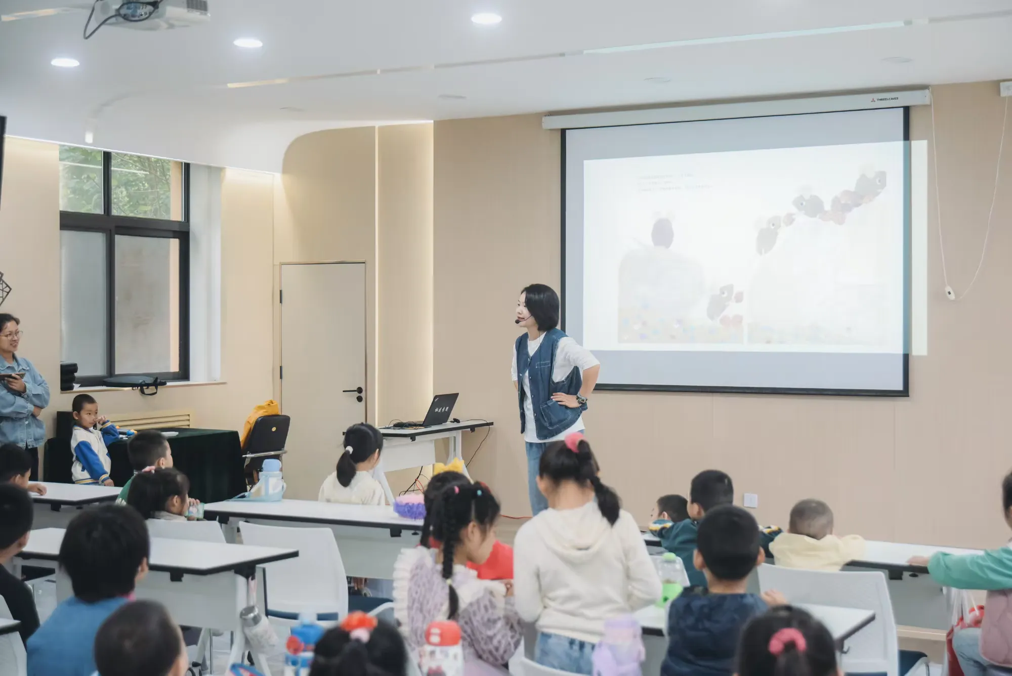 简篇-【高陵文旅】阅读小精灵乐园——《田鼠阿佛》绘本故事分享会