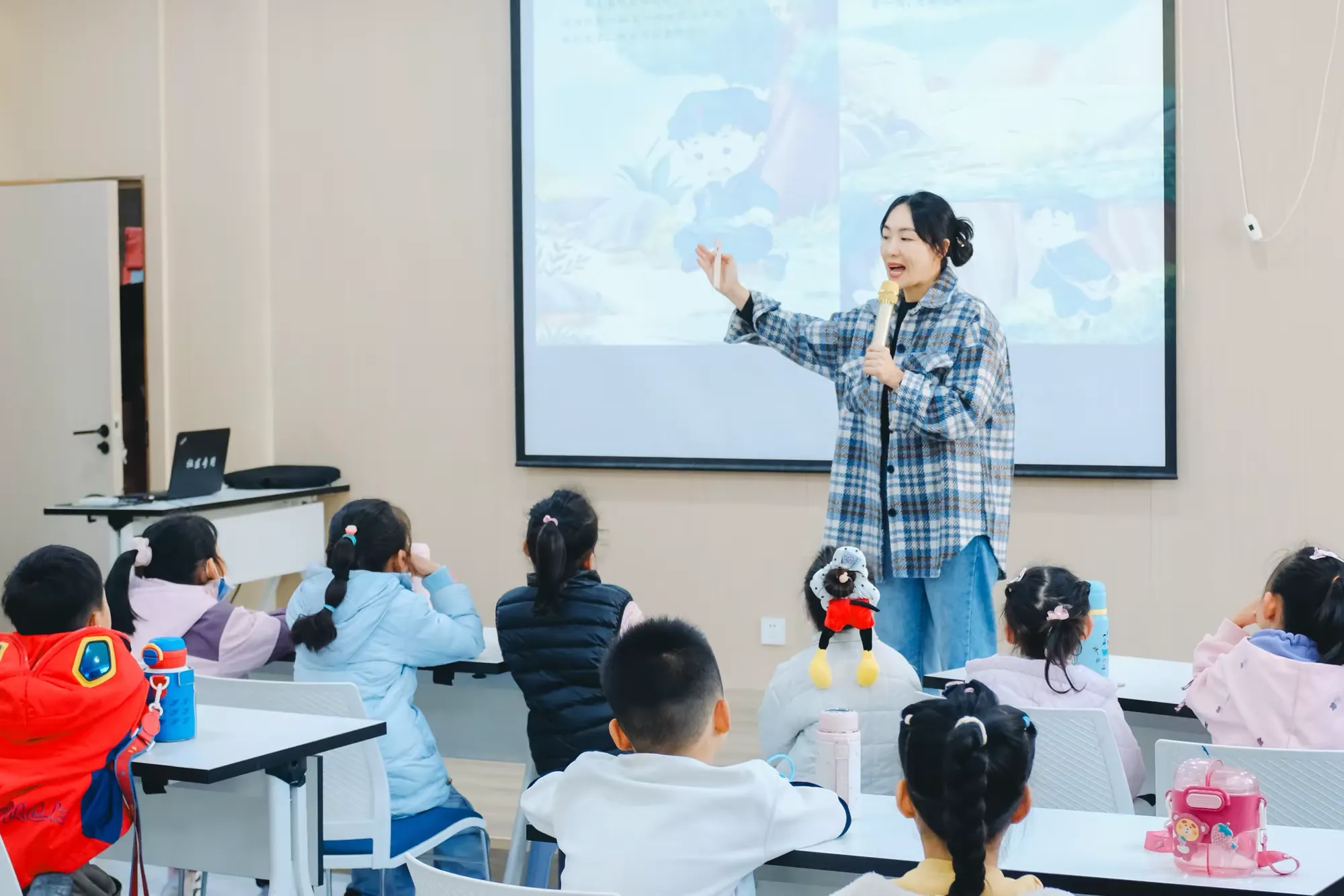 简篇-【高陵文旅】红色故事汇——《倔强的小红军》故事分享会