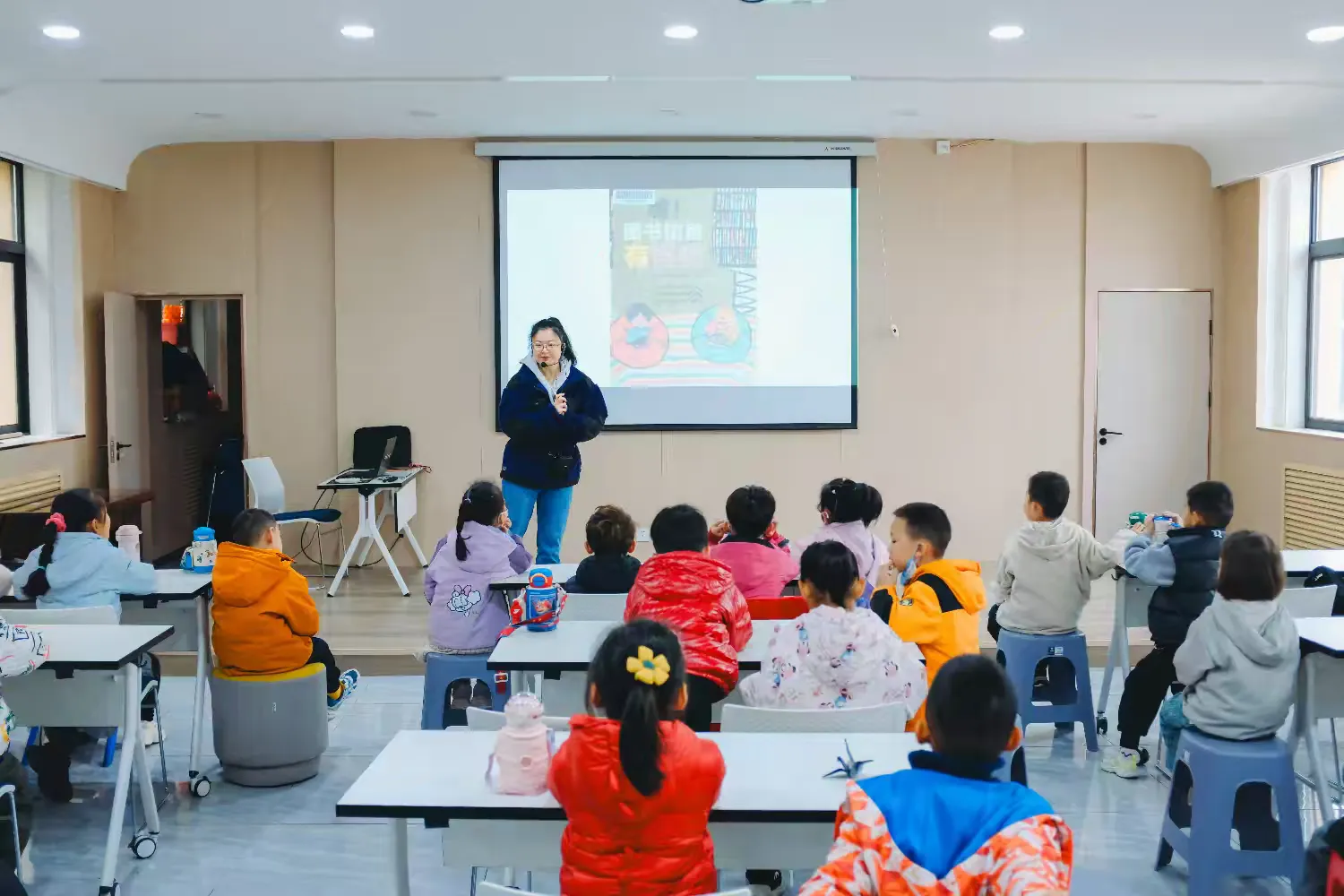 简篇-【高陵文旅】阅读小精灵乐园——《嘘!图书馆里有怪物》绘本故事分享会