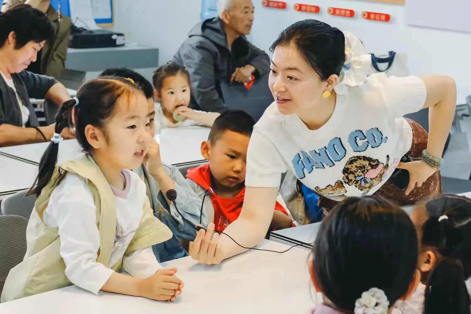 简篇-【高陵文旅】阅读小精灵乐园——《妈妈的白头发》绘本故事分享会