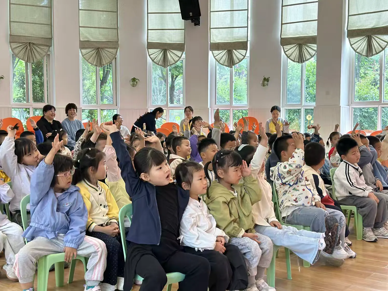 简篇-【高陵文旅】“书香西安 阅读悦美 ”读书月——区图书馆绘本故事进校园活动