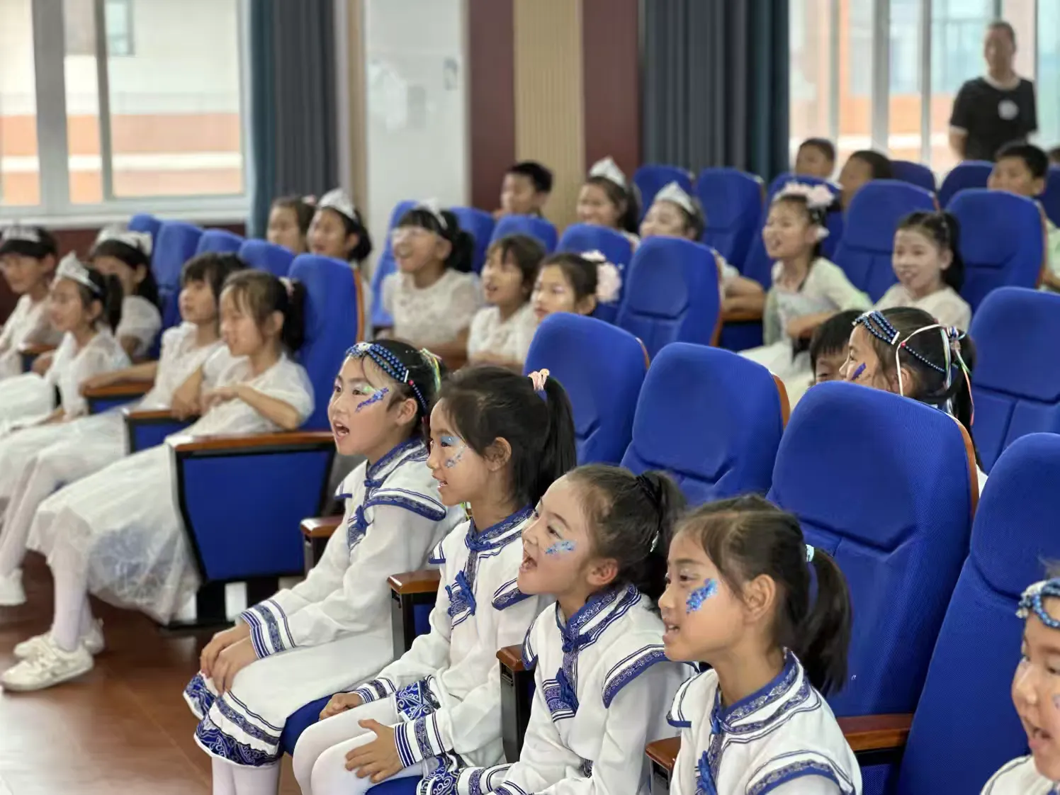 简篇-【高陵文旅】“书香西安 阅读悦美 ”读书月——区图书馆绘本故事进校园活动