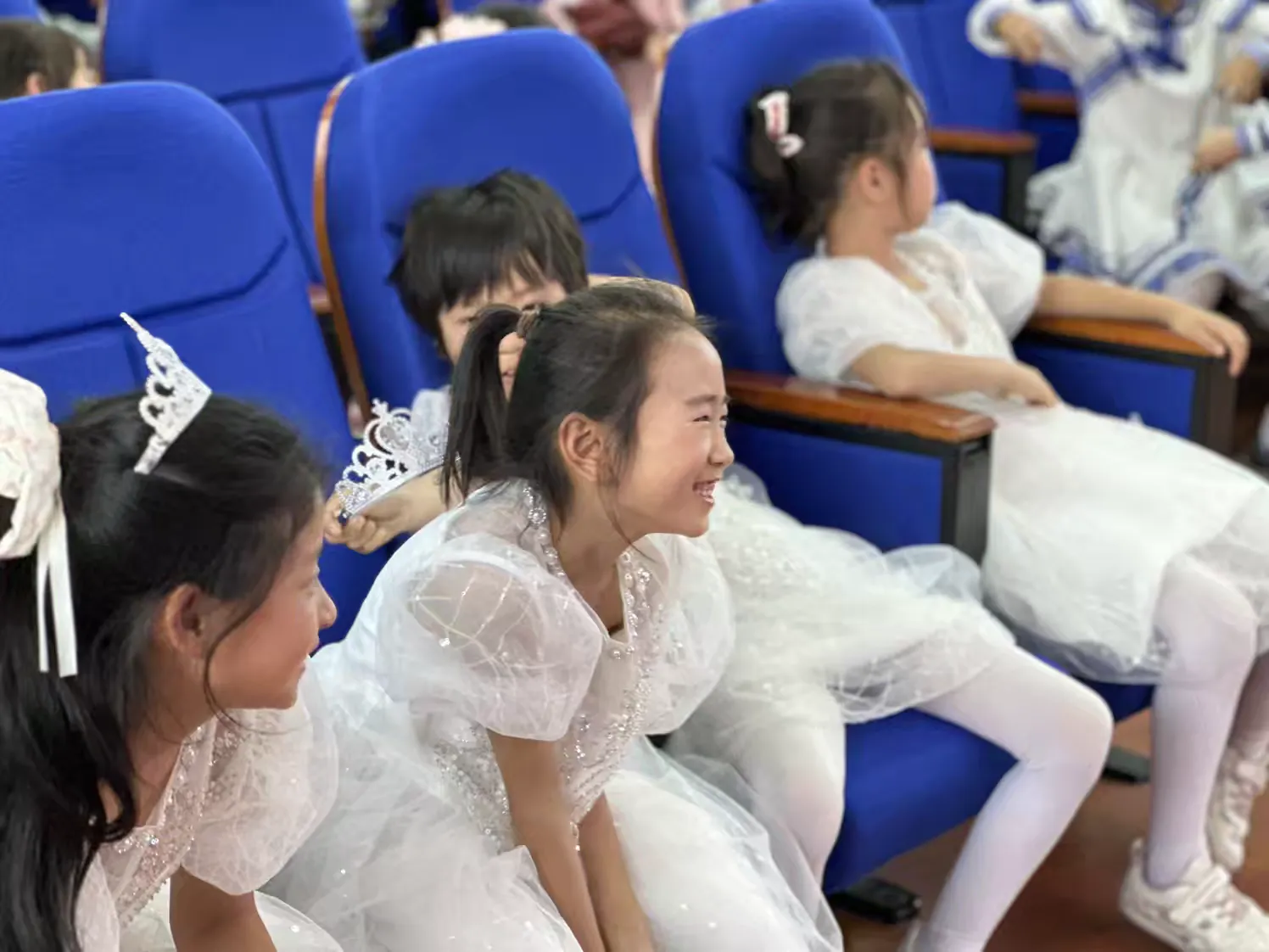 简篇-【高陵文旅】“书香西安 阅读悦美 ”读书月——区图书馆绘本故事进校园活动