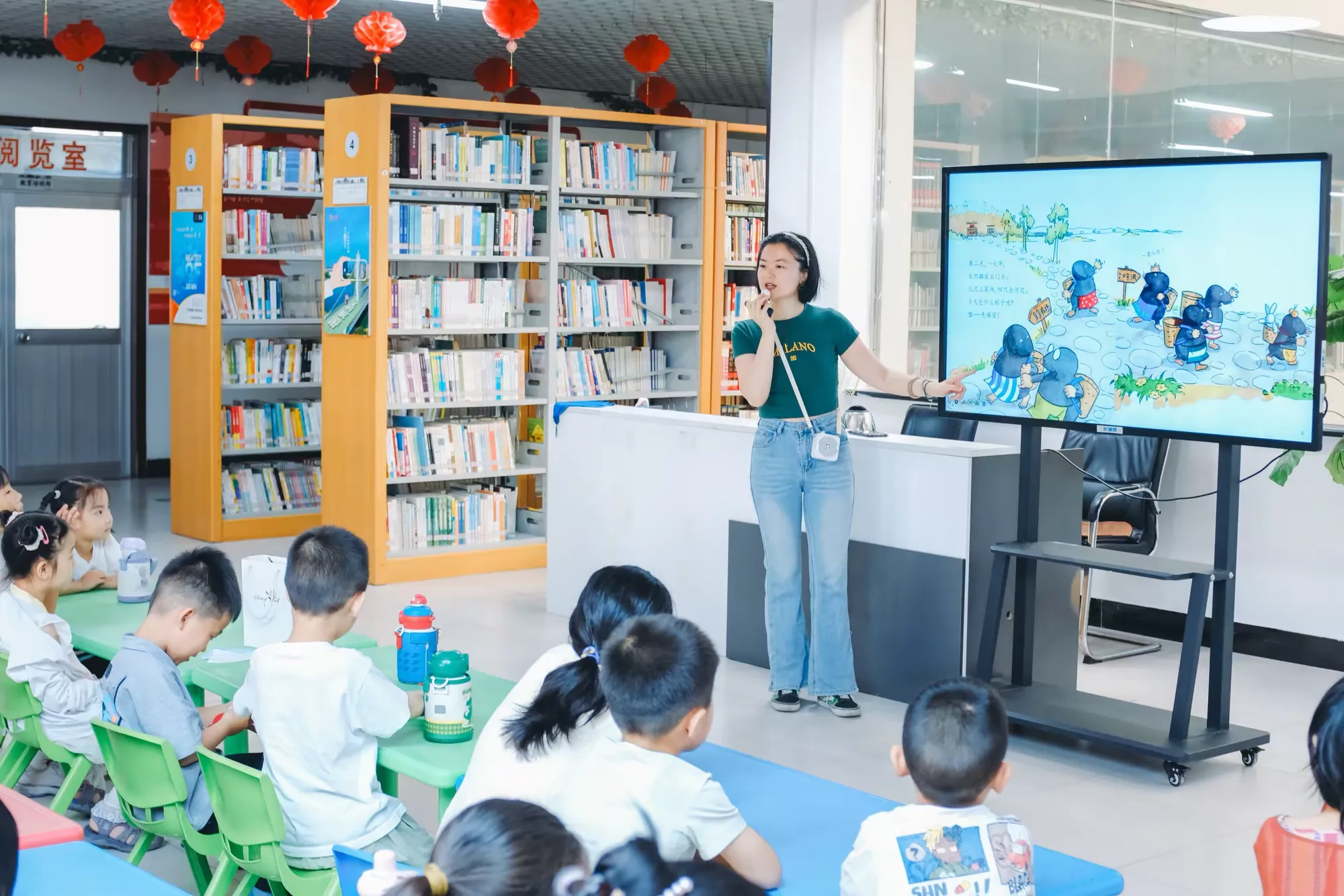 简篇-【高陵文旅】阅读小精灵乐园——《七只鼹鼠包粽子》绘本故事分享会