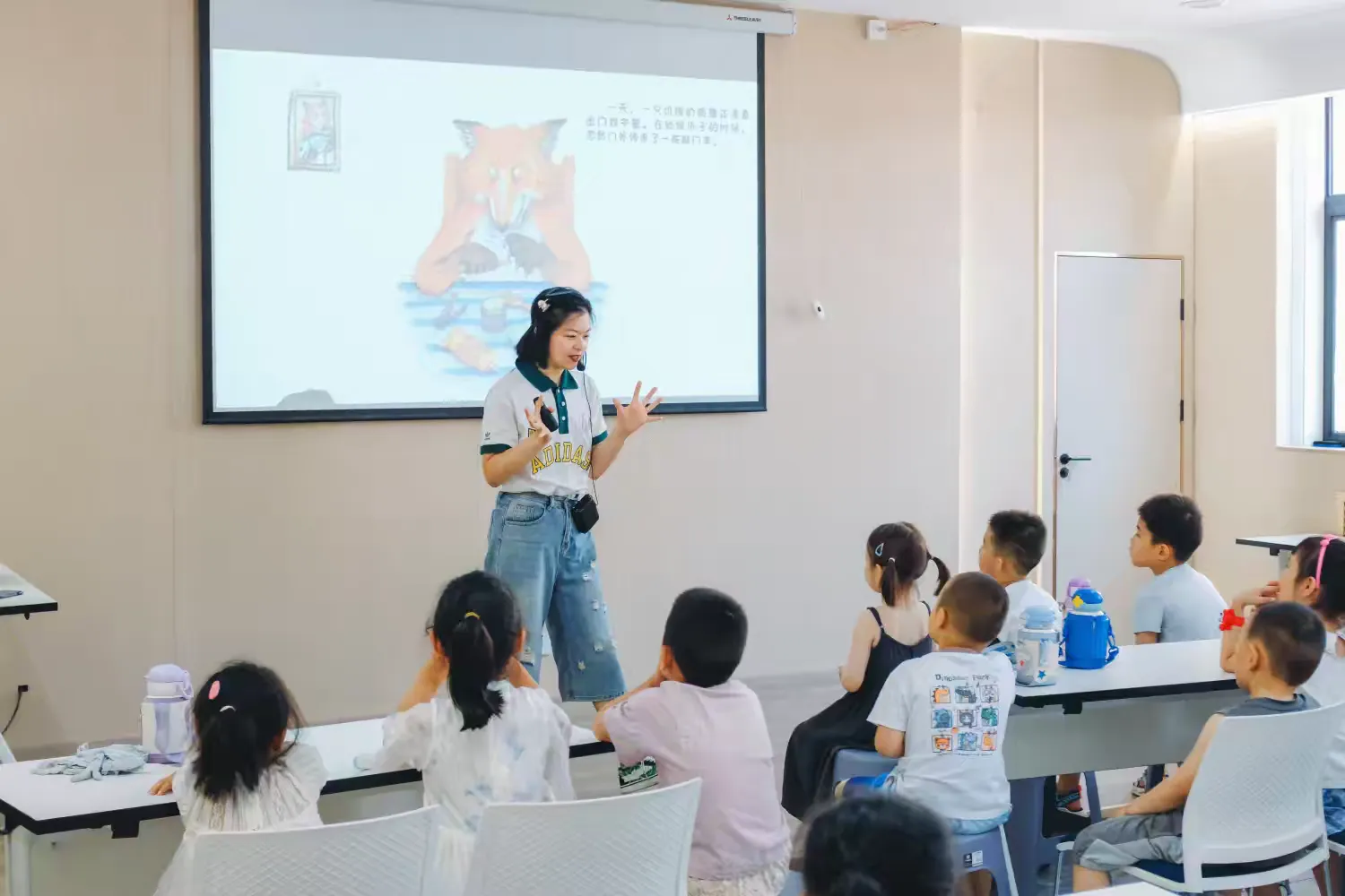 简篇-【高陵文旅】阅读小精灵乐园
——《我的幸运一天》绘本故事
分享会