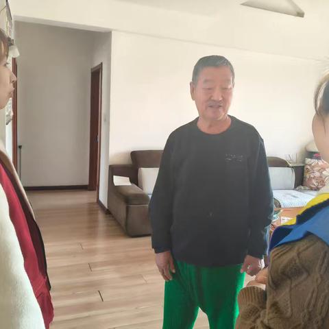 金秋薪火红 关爱零距离