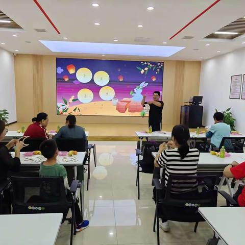 “月圆中秋 心系你我” 手工灯笼活动