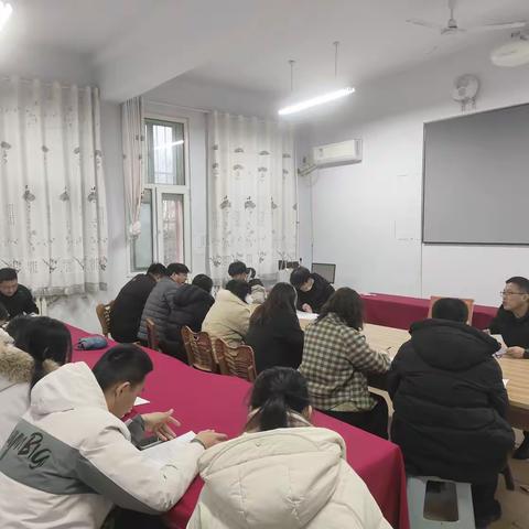 凝心聚力守初心  蓄力前行启新程