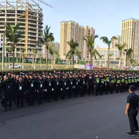 海口石山站迅速行动  高效输送52名协管员  护航消博会秩序