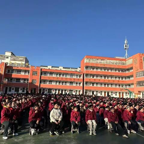 与你同行，法护未来 ---城关学区逸夫小学法治教育讲座开启智慧与安全之门