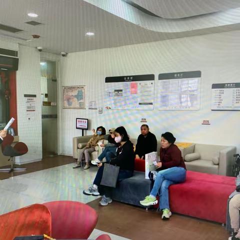 阎良支行开展打击和防范经济犯罪及反恐怖主义宣传活动
