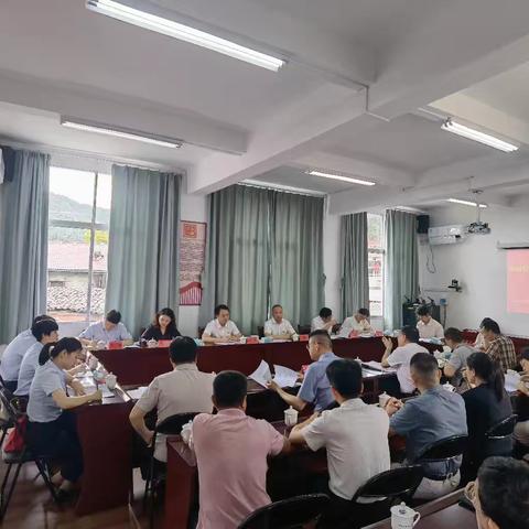 工行南平分行与福建省机电（控股）公司联合开展党日活动